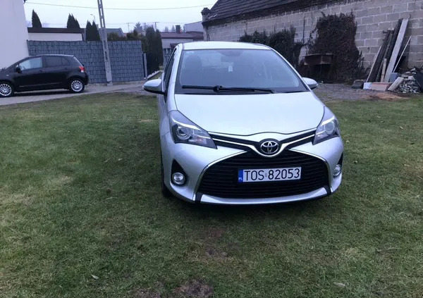 toyota yaris świętokrzyskie Toyota Yaris cena 45900 przebieg: 29800, rok produkcji 2015 z Wojkowice